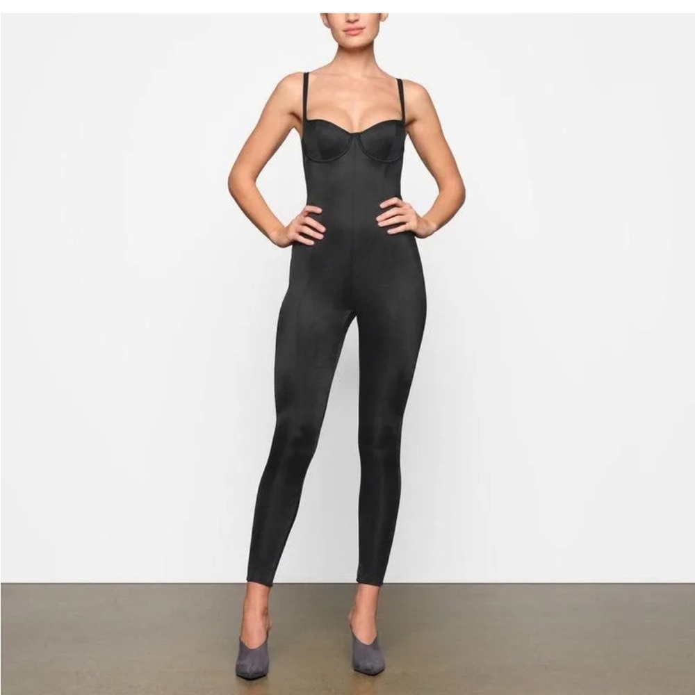 Kim Kardashian SKIMS GLISSENETTE CATSUIT Sheer Onyx Size: XL